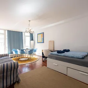 Lights - Burggasse Appartement