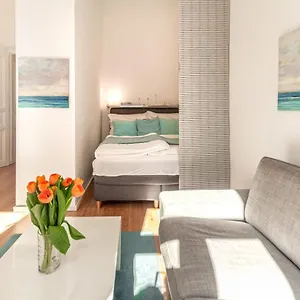 Apartment Luxurious And Bright, 5 Min To City Center, Vienna
