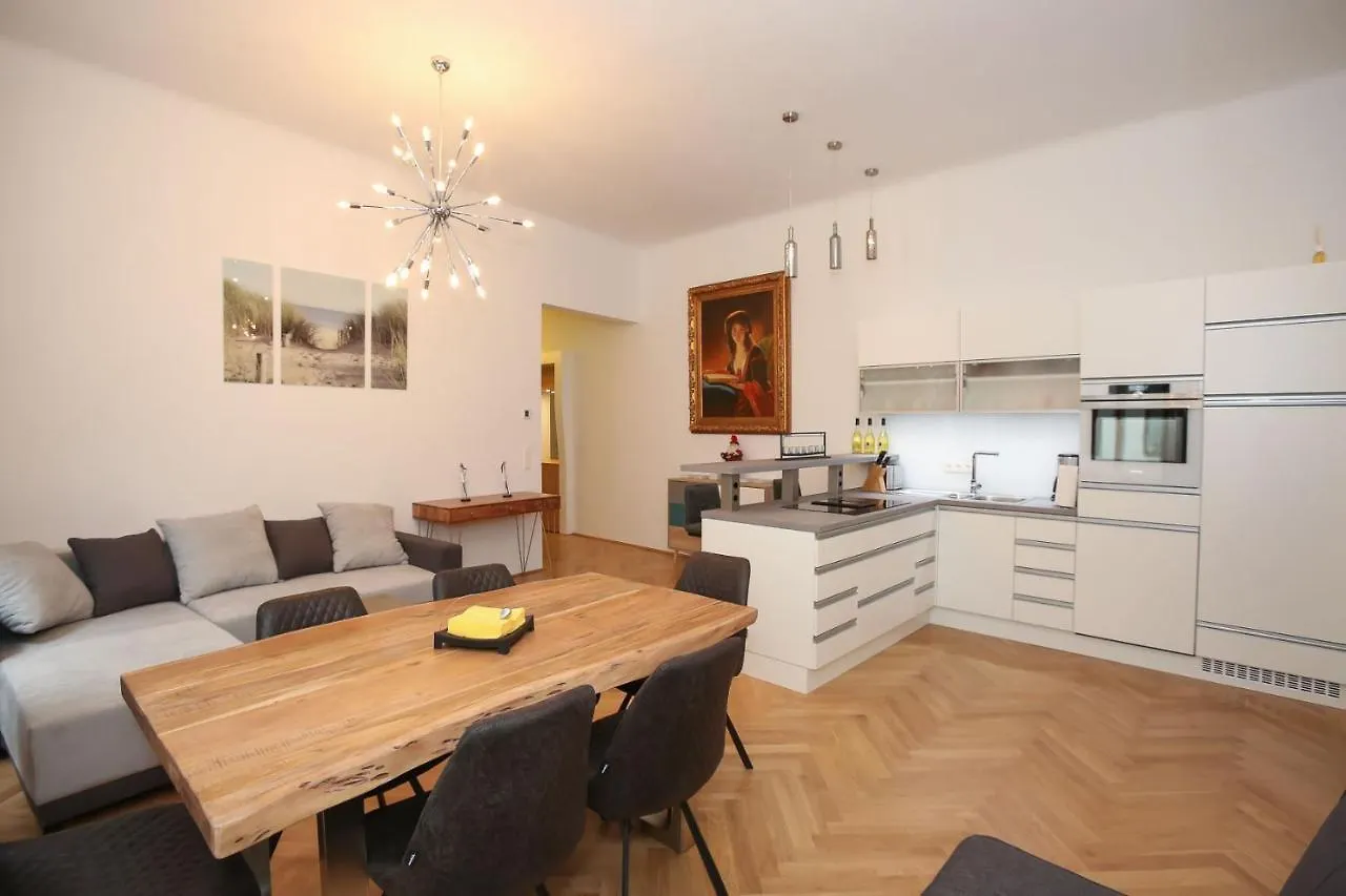 Luxusapartment Altes Rathhaus Viena 0*,