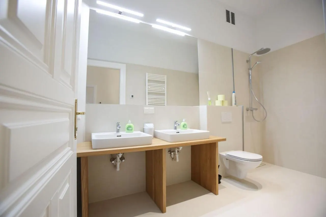 Luxusapartment Altes Rathhaus Viena 0*,